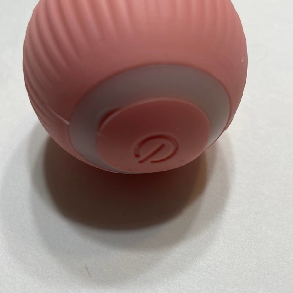 Smart Rotating Ball by Pet gravity with cord